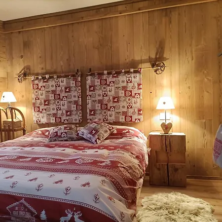 Holiday home Lou Refuge Dal Cervou