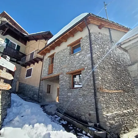 Lou Refuge Dal Cervou Holiday home *
